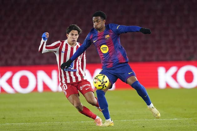 during the La Liga EA Sports match between FC Barcelona, Barca and Atletico de Madrid played at Spotify Camp Nou Stadium on December 2 2025 in Barcelona, Spain. (Photo by Sergio Ruiz Imago) Copyright: xSergioxRuizx xImagox