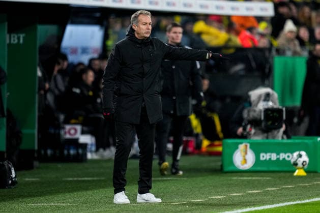 DORTMUND, GERMANY - DECEMBER 2: Bayer 04 Leverkusen head coach Kasper Hjulmand looks on during the DFB Cup round of 16 match between Borussia Dortmund and Bayer 04 Leverkusen at Signal Iduna Park on December 2, 2025 in Dortmund, Germany. (Photo by Rene Nijhuis) SPO  Copyright: xRenexNijhuis
