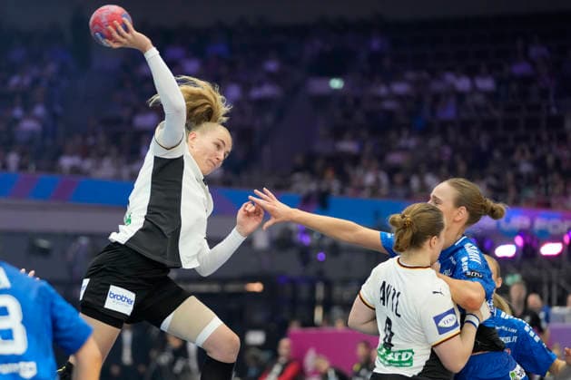Annika Lott (Germany) controls the ball during the 27th IHF Women s Handball World Championship, WM, Weltmeisterschaft - Main Round match between Germany and Faroe Islands at Westfalenhalle on December 2, 2025 in Dortmund, Germany. (Photo by Alex Gottschalk DeFodi Images)