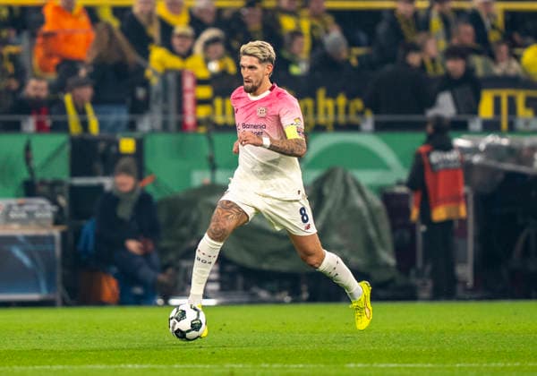 Robert ANDRICH (Bayer 04 Leverkusen, 8) Borussia Dortmund - Bayer Leverkusen, DFB Pokal Achtelfinale (Round of 16) in Dortmund, Signal Iduna Park DFL regulations prohibit any use of photographs as image sequences and or quasi-video. Copyright: HMBxMedia xMarcoxBader