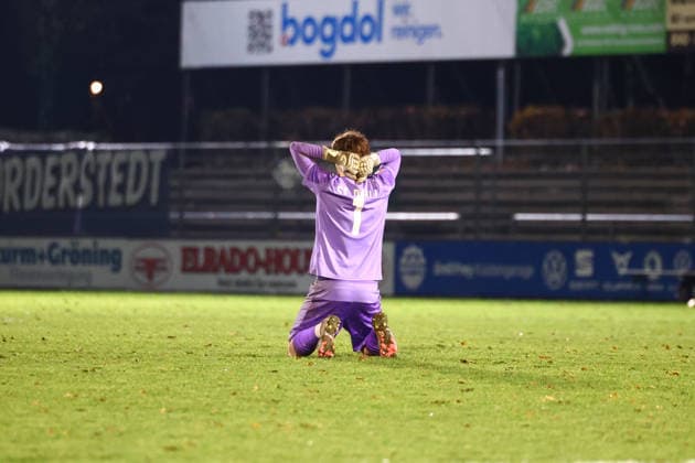 Fußball I Herren I Saison 2025 2026 I Regionalliga Nord I 13.Spieltag I FC St.Pauli II - VFB Oldenburg I 02.12.2025 Melvin Witte (1, FC St.Pauli II) Norderstedt Edmund Plambeck Stadion Schleswig-Holstein Deutschland Copyright: xLobeca RalfxHomburgx