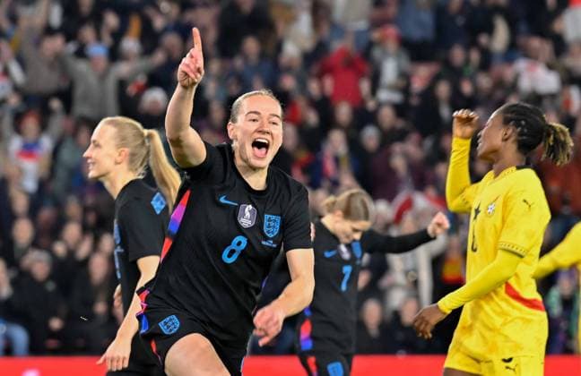 England Women v Ghana Women International Friendly, Länderspiel, Nationalmannschaft Lucia Kendall of England Women celebrates after scoring her sides first goal against Ghana Women during the International Friendly match at the St Mary s Stadium, Southampton 02 12 2025 UK Newspapers OUT Copyright: xPaulxBlakex FIL-22586-0040