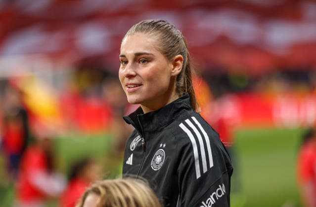 ESP, Madrid, Spanien vs Deutschland, Länderspiel, Fussball, UEFA, Spielzeit 2025 2026, Womens Nations League, Riyadh Air Metropolitano, Finale im Bild: Jule Brand (Deutschland 22) DFB DFL REGULATIONS PROHIBIT ANY USE OF PHOTOGRAPHS AS IMAGE SEQUENCES AND OR QUASI-VIDEO, 02.12.2025 Copyright: HMBxMedia HendrikxHamelau
