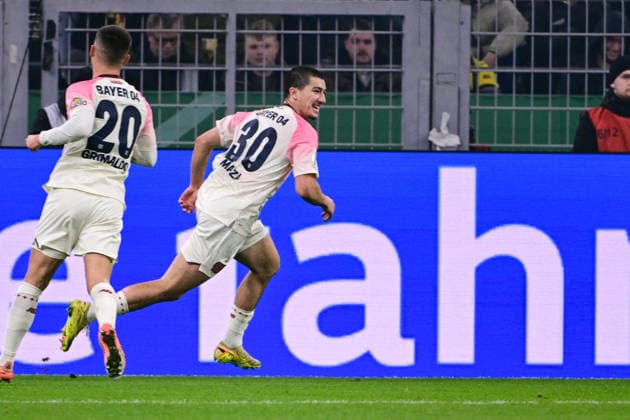 Torjubel zum 0:1 durch Ibrahim Maza 30 (Bayer 04 Leverkusen), Borussia Dortmund vs. Bayer Leverkusen, DFB-Pokal, Achtelfinale, 02.12.2025 DFB regulations prohibit any use of photographs as image sequences and or quasi-video Dortmund Nordrhein-Westfalen Deutschland