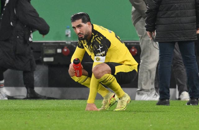 Emre Can (Borussia Dortmund) nach dem Abpfiff 02.12.2025, Fussball DFB Pokal, Saison 2025 2026, Achtelfinale, Borussia Dortmund - Bayer 04 Leverkusen DFB regulations prohibit any use of photographs as image sequences and or quasi-video Dortmund Signal Iduna Park Nordrhein Westfalen Deutschland