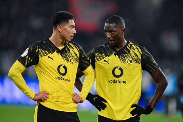 02.12.2025, Fussball, DFB-Pokal, Achtelfinale, Borussia Dortmund - Bayer Leverkusen, Jobe Bellingham (Borussia Dortmund), Serhou Guirassy (Borussia Dortmund) xRHR-FOTO TKx Copyright: RHR-FOTOx RHR-FOTO TK