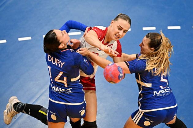 2025.12.02 s-Hertogenbosch pilka reczna kobiet Mistrzostwa Swiata Francja - Polska N z Katarzyna Cygan Foto Lukasz Laskowski PressFocus 2025.12.02 s-Hertogenbosch IHF WomenÕs Handball World Championship, WM, Weltmeisterschaft France v Poland Katarzyna Cygan Credit: Lukasz Laskowski PressFocus NEWSPIX.PL --- newspix.pl POLAND OUT! 