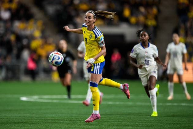 251202 Kosovare Asllani of Sweden during the Women s Nations League bronze medal second leg match between Sweden and France on December 2, 2025 in Stockholm. Photo: Simon Hastegard BILDBYRAN kod SH JM0754 bbeng fotboll football soccer fotball nations league uefa womens nations league bronsmatch bronze medal match dam sverige sweden frankrike france Copyright: SIMONxHASTEGARD BB251202SH130