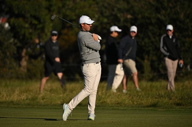 AUSTRALIAN OPEN GOLF PRO AM, Northern Ireland s Rory McIlroy plays a shot during the Pro-Am round ahead of the Australian Open at the Royal Melbourne Golf Club in Melbourne, Wednesday, December 3, 2025. ( NO ARCHIVING MELBOURNE VICTORIA AUSTRALIA Royal Melbourne Golf Club  Copyright: xJAMESxROSSx 20251203181305896939