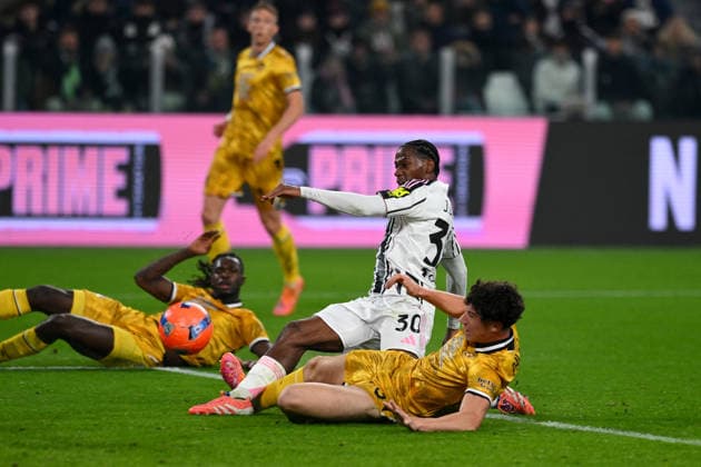 CALCIO - Coppa Italia - Juventus FC vs Udinese Calcio Jonathan David of Juventus FC scores a goal during Coppa Italia 2025 26 match between Juventus FC and of Udinese Calcio at Allianz Stadium on December 02, 2025 in Turin, Italy - ph Giuliano Marchisciano Turin Italy  Copyright: xIPAxSport ABACAx