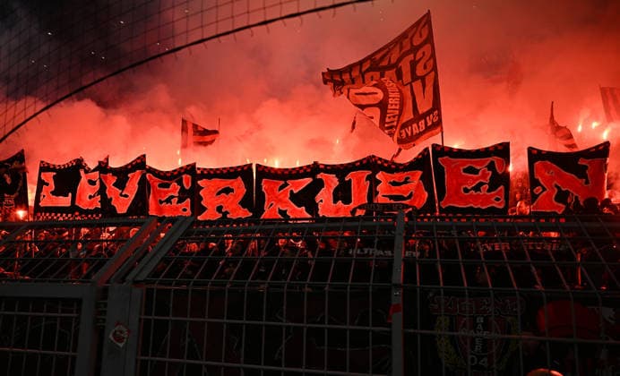 02.12.2025, xjhx, Fussball DFB Pokal 1 8 Finale, Borussia Dortmund - Bayer 04 Leverkusen v.l. Fans Bayer Leverkusen Stimmung, Schals, Emotionen (DFL DFB REGULATIONS PROHIBIT ANY USE OF PHOTOGRAPHS as IMAGE SEQUENCES and or QUASI-VIDEO) Dortmund