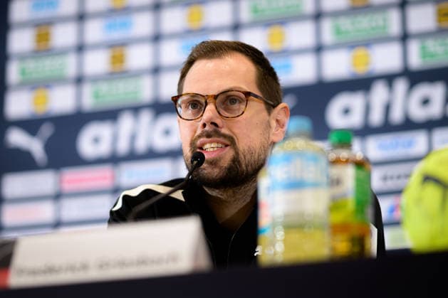 Handball, Frauen WM, Hauptrunde Gruppe 2: Deutschland - Pressekonferenz Co-Trainer Frederick Griesbach (Deutschland) Dortmund Nordrhein-Westfalen Deutschland