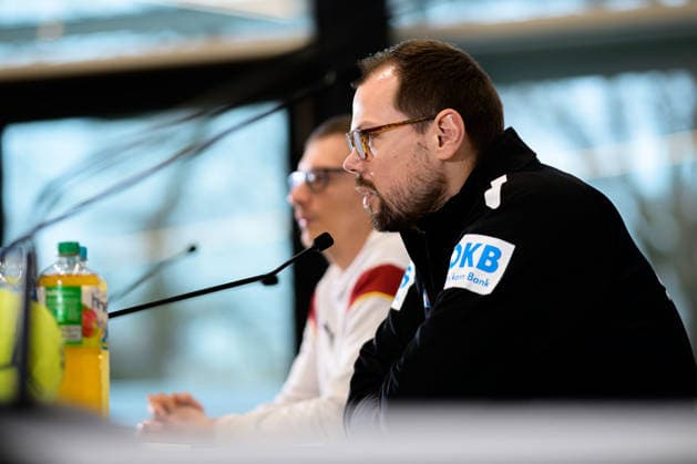 Handball, Frauen WM, Hauptrunde Gruppe 2: Deutschland - Pressekonferenz Co-Trainer Frederick Griesbach (Deutschland) Dortmund Nordrhein-Westfalen Deutschland