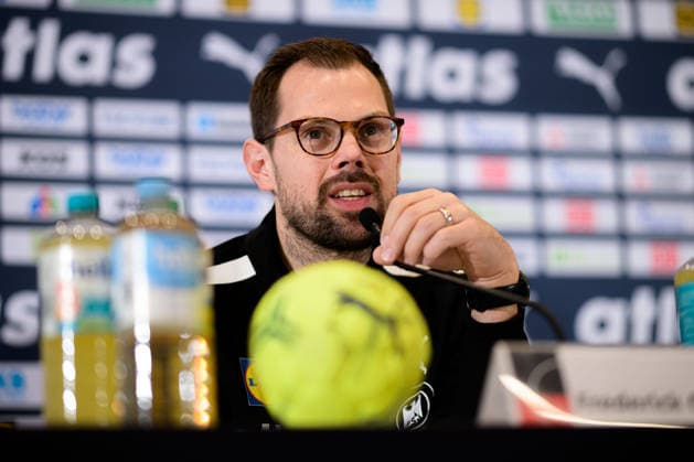 Handball, Frauen WM, Hauptrunde Gruppe 2: Deutschland - Pressekonferenz Co-Trainer Frederick Griesbach (Deutschland) Dortmund Nordrhein-Westfalen Deutschland