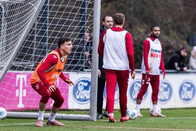 1. Fussball Bundesliga: Training 1. FC Köln; 03.12.2025 Said El Mala (1. FC Köln, 13) Torwartübung 1. Fussball Bundesliga: Training 1. FC Köln; Geissbockheim, 03.12.2025 Copyright: xBEAUTIFULxSPORTS Wunderlx