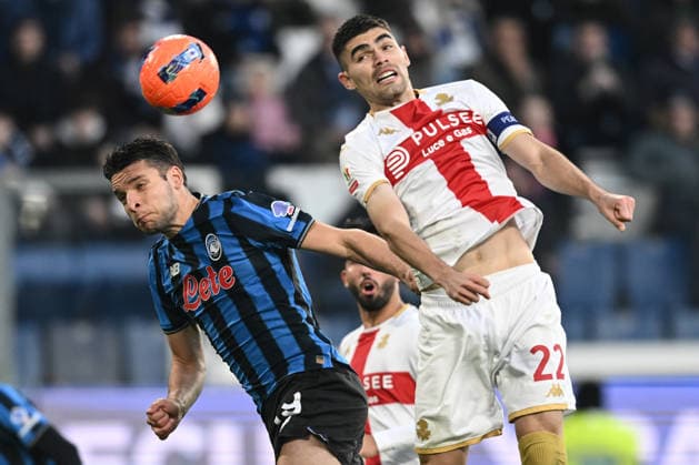 Db Bergamo 03 12 2025 - Coppa Italia Atalanta-Genoa foto Daniele Buffa Image nella foto: Berat Dijmsiti-Joahn Vasquez 