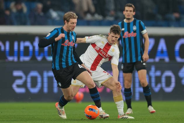 Bergamo, Italy, 3rd December 2025. Marten De Roon of Atalanta looks on as team mate Marco Brescianini is pursued by Morten Frendrup of Genoa CFC during the Atalanta vs Genoa Coppa Italia match at New Balance Arena, Bergamo. Picture credit should read: Jonathan Moscrop Sportimage EDITORIAL USE ONLY. No use with unauthorised audio, video, data, fixture lists, club league logos or live services. Online in-match use limited to 120 images, no video emulation. No use in betting, games or single club league player publications. SPI_089_JM_ATALANTA_GENOA_CI SPI-4320-0089