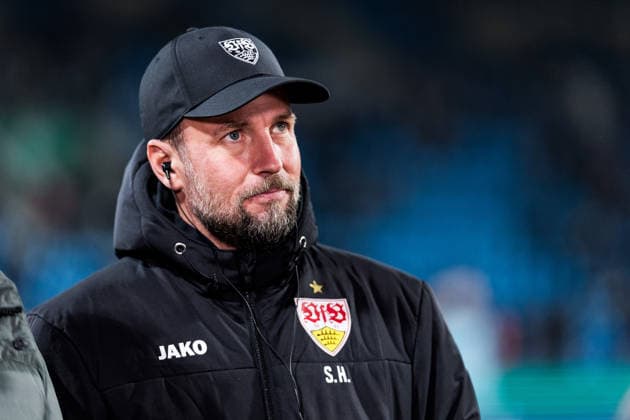 DFB Pokal, VfL Bochum - VfB Stuttgart; 03.12.2025 Sebastian Hoeneß (Cheftrainer, VfB Stuttgart) DFB Pokal Achtelfinale, VfL Bochum - VfB Stuttgart, VONONVIA Ruhrstadion am 03.12.2025 DFB REGULATIONS PROHIBIT ANY USE OF PHOTOGRAPHS AS IMAGE SEQUENCES AND OR QUASI-VIDEO. Copyright: xBEAUTIFULxSPORTS Wunderlx