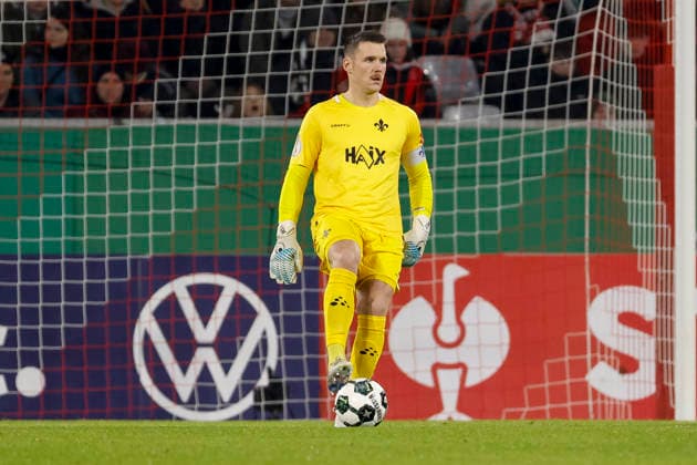 Marcel Schuhen (SV Darmstadt , 01) , Deutschland, Fussball, DFB Pokal, Achtelfinale, 2025 2026, SC Freiburg vs. SV Darmstadt 98, 03.12.2025, Europa-Park Stadion , Freiburg im Breisgau, Deutschland Freiburg im Breisgau Europa-Park Stadion Baden-Wuerttemberg Deutschland Copyright: xGrantxHubbsx