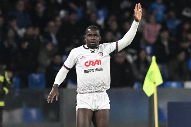 Zito Luvumbo of Cagliari Calcio gestures during the Coppa Italia Freccia Rossa match between SSC Napoli vs Cagliari Calcio at Diego Armando Maradona Stadium  Copyright: xAgostinoxGemito IPAxSportx xipa-agency.netx xx IPA_68693334 IPA_Agency_IPA68693334