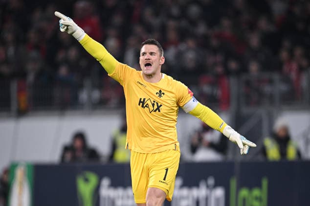 Fussball DFB Pokal Achtelfinale 2025 2026 03.12.2025 SC Freiburg - SV Darmstadt 98 Torwart Marcel Schuhen (SV Darmstadt 98)