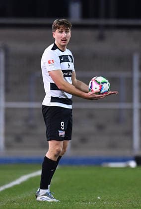 Fußball Herren Krombacher Westfalenpokal Viertelfinale Saison 2025 2026: SG Wattenscheid 09 - FC Gütersloh am 03.12.2025 im Lohrheidestadion in Bochum-Wattenscheid Kevin Schacht ( SG Wattenscheid 09 ) Niedersachsen Deutschland