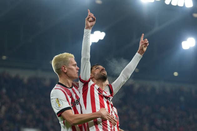 Matthias Ginter (SC Freiburg, 28), Vincenzo Grifo (SC Freiburg, 32) Torjubel, Emotionen, Torschuss, Abschluss, Torerfolg, Tor, Treffer , Fußball, Achtelfinale, DFB Pokal, 2025 26, SC Freiburg vs. SV Darmstadt 98, 03.12.2025, Europa-Park Stadion, Freiburg, Deutschland DFB REGULATIONS PROHIBIT ANY USE OF PHOTOGRAPHS AS IMAGE SEQUENCES AND OR QUASI-VIDEO. Freiburg Europa-Park Stadion Baden-Württemberg Deutschland Copyright: xArnexAmbergx