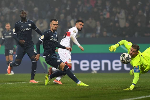 Deniz Undav (VfB Stuttgart) Tor zum 0:2 waehrend des DFB-Pokal Spiels zwischen VfL Bochum v VfB Stuttgart, Vovovia-Ruhrstadion am 03. December 2025 in Bochum, Deutschland. (Foto von Ralf Treese DeFodi Images) +++ Deniz Undav (VfB Stuttgart) scores his team™s second goal during the DFB-Pokal match between VfL Bochum v VfB Stuttgart at Vonovia-Ruhrstadion on December 3, 2025 in Bochum, Germany. (Photo by Ralf Treese DeFodi Images) (Photo by Ralf Treese DeFodi Images)