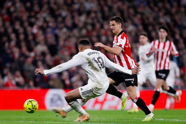 LA LIGA EA Sports -Athletic Club vs Real Madrid BILBAO, SPAIN - December 3:Kylian Mbappe of Real Madrid scores a goal during the La Liga 2025 26 match between Athletic Club and Real Madrid at San Mames Stadium. (Photo by Guille Martinez f22photo) Bilbao San Mames Stadium Spain Copyright: xGuillermoxMartinezx