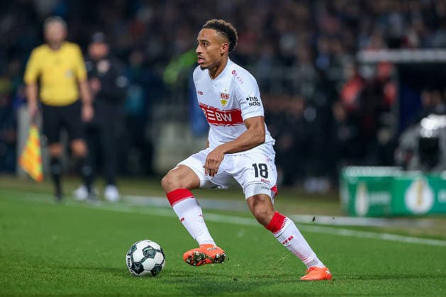 03.12.2025, Fußball, DFB-Pokal, VfL Bochum - VfB Stuttgart, Achtelfinale, Vonovia Ruhrstadion, Saison 2025 2026: Jamie Leweling (VfB Stuttgart 18) DFB regulations prohibit any use of photographs as image sequences and or quasi-video. Nordrhein-Westfalen Deutschland