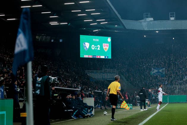 03.12.2025, Fussball, DFB-Pokal, Saison 2025 2026, VfL Bochum - VfB Stuttgart, Anzeigetafel mit dem Endstand, Bochum Vonovia Ruhrstadion NRW Deutschland xRHR-FOTO DEx Copyright: DennisxEwert RHR-FOTOx RHR-FOTO DE