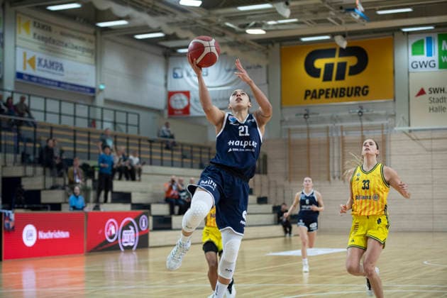 Toyota DBBL -Pokal-Achtelfinale 2025 2026 - Syntainics MBC vs.Alba Berlin Halle Saale, Deutschland 03.Dezember 2025: Im Bild:Rachel Arthur (Halle) Halle Saale swh.Arena Sachsen-Anhalt Deutschland