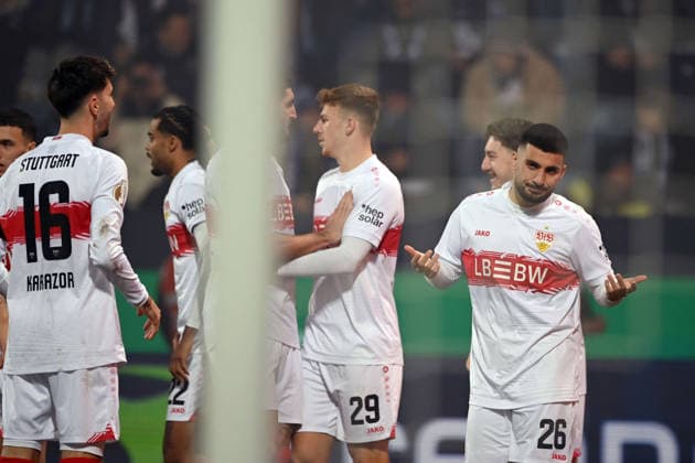 Deniz UNDAV (S) jubelt nach seinem Tor zum 0-2, Jubel, jubeln, Freude, cheers, Fussball, DFB Pokal, Achtelfinale, Round of 16, VfL Bochum (BO) - VfB Stuttgart (S) 0-2 am 03.12.2025, Vonovia Ruhrstadion Bochum Deutschland. DFL regulations prohibit any use of photographs as image sequences and or quasi-video Â