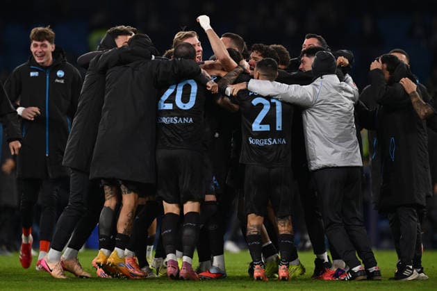 Alessandro Buongiorno of S.S.C. Napoli celebrate the victory during the round of 16 of the Coppa Italia Frecciarossa between S.S.C. Napoli and Cagliari Calcio at the Diego Armando Maradona Stadium on December 3, 2025 in Naples, Italy.  Copyright: xDomenicoxCippitelli IPAxSportx xipa-agency.netx xx IPA_68699224 IPA_Agency_IPA68699224