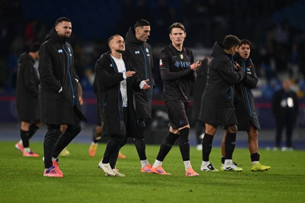 S.S.C. Napoli players celebrate the victory during the round of 16 of the Coppa Italia Frecciarossa between S.S.C. Napoli and Cagliari Calcio at the Diego Armando Maradona Stadium on December 3, 2025 in Naples, Italy.  Copyright: xDomenicoxCippitelli IPAxSportx xipa-agency.netx xx IPA_68699239 IPA_Agency_IPA68699239