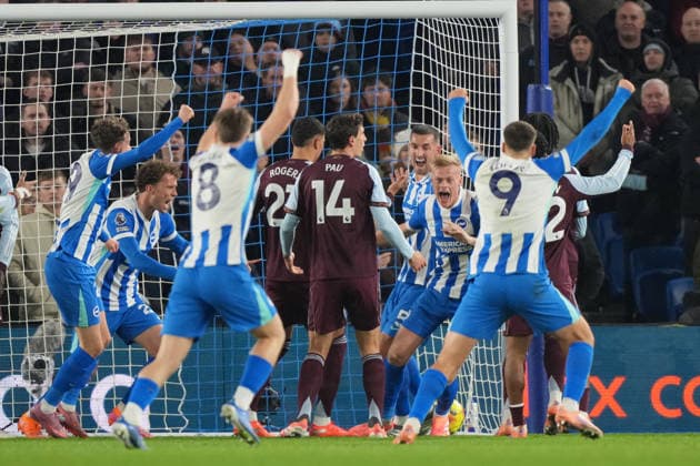 Brighton and Hove Albion v Aston Villa, Premier League, Football, Amex Stadium, Brighton, UK - 03 Dec 2025 GOAL 1-0. Jan Paul van Hecke (C) of Brighton celebrates after scoring the opening goal for Brighton. Brighton Amex Stadium Brighton GBR, UK NEWSPAPERS OUT Copyright: xSeanxRyanx