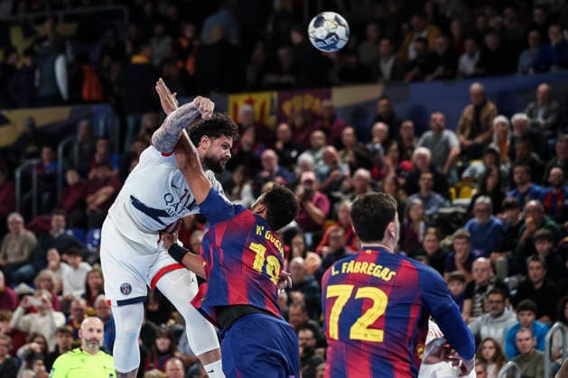 December 3, 2025, Barcelona, Barcelona, SPAIN: Elohim Prandi of Paris Saint-Germain in actionn during the EHF Champions League handball match played between FC Barcelona, Barca and Paris Saint-Germain at Palau Blaugrana on December 03, 2025 in Barcelona, Spain. Barcelona SPAIN - ZUMAa181 20251203_zaa_a181_148 Copyright: xJavierxBorregox