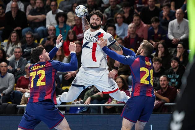 December 3, 2025, Barcelona, Barcelona, SPAIN: Elohim Prandi of Paris Saint-Germain in action during the EHF Champions League handball match played between FC Barcelona, Barca and Paris Saint-Germain at Palau Blaugrana on December 03, 2025 in Barcelona, Spain. Barcelona SPAIN - ZUMAa181 20251203_zaa_a181_152 Copyright: xJavierxBorregox