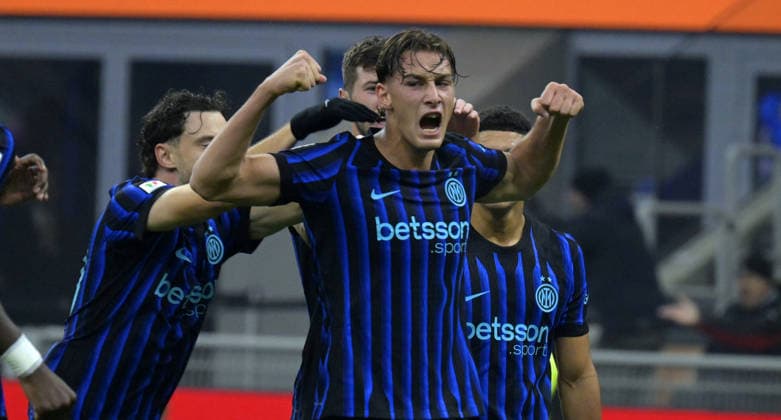Foto IPP Paolo Bona Milano 03 12 2025 Coppa Italia di Calcio stagione 2025 2026 partita Inter-Venezia Nella foto Pio Esposito esulta dopo il gol del 2-0 Italy Photo Press Worldwide Copyright italy Italy ITALY  Copyright: xR4924_italyphotopressx