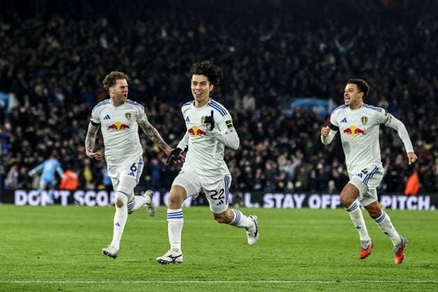 Premier League Leeds United v Chelsea Ao Tanaka of Leeds United celebrates his goal to make it 2-0 during the Premier League match Leeds United vs Chelsea at Elland Road, Leeds, United Kingdom, 3rd December 2025 (Photo by Alfie Cosgrove News Images) Leeds Elland Road West Yorkshire United Kingdom Copyright: xAlfiexCosgrove NewsxImagesx