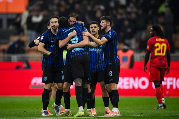 FC Internazionale v Venezia FC - Coppa Italia Francesco Pio Esposito of FC Internazionale celebrates with teammates after scoring a goal during the Coppa Italia football match between FC Internazionale and Venezia FC. Milan Italy Copyright: xNicolòxCampox