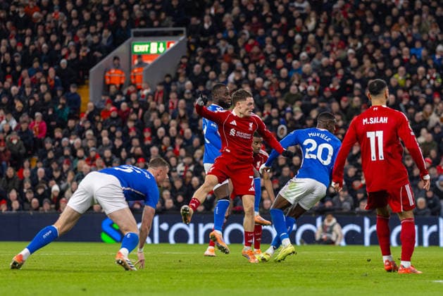 Football - FA Premier League - Liverpool FC v Sunderland AFC LIVERPOOL, ENGLAND - Wednesday, December 3, 2025: Liverpool s Florian Wirtz scores Liverpool s first and equalising goal during the FA Premier League match between Liverpool FC and Sunderland AFC at Anfield. (Photo by David Rawcliffe Propaganda) LIVERPOOL Anfield MERSEYSIDE ENGLAND  Copyright: xDavidxRawcliffex P2025-12-03-Liverpool_Sunderland-89