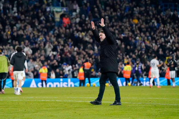 Leeds United v Chelsea FC, Leeds, UK - 3 Dec 2025 Daniel Farke, manager of Leeds United celebrates after winning the Premier League match between Leeds United and Chelsea FC at Elland Road, Burnley on 3 December 2025 ( Leeds Elland Road Leeds England Copyright: xHarryxCornish PPAUKx PPA-233785