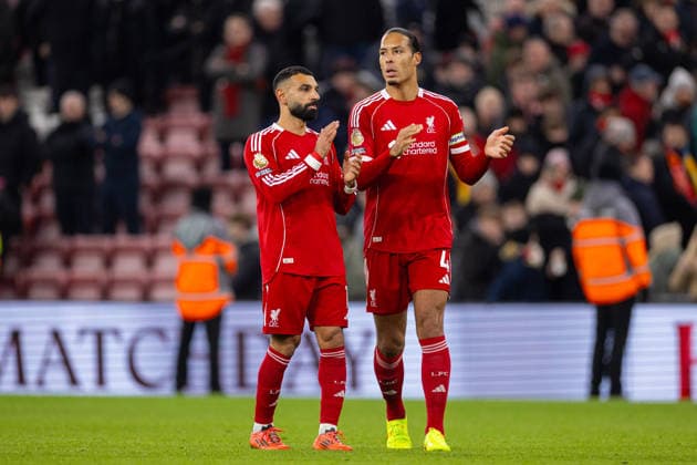 Football - FA Premier League - Liverpool FC v Sunderland AFC LIVERPOOL, ENGLAND - Wednesday, December 3, 2025: Liverpool s captain Virgil van Dijk and Mohamed Salah (R) applauding the supporters after the FA Premier League match between Liverpool FC and Sunderland AFC at Anfield. (Photo by David Rawcliffe Propaganda) LIVERPOOL Anfield MERSEYSIDE ENGLAND  Copyright: xDavidxRawcliffex P2025-12-03-Liverpool_Sunderland-108