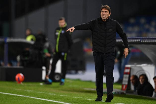 CALCIO - Coppa Italia - SSC Napoli vs Cagliari Calcio Antonio Conte coach of S.S.C. Napoli particPhoto by IPA ABACAPRESS.COMtes in the round of 16 of the Coppa Italia Frecciarossa between S.S.C. Napoli and Cagliari Calcio at the Diego Armando Maradona Stadium on December 3, 2025 in Naples, Italy. Naples Italy  Copyright: xIPAxSport ABACAx