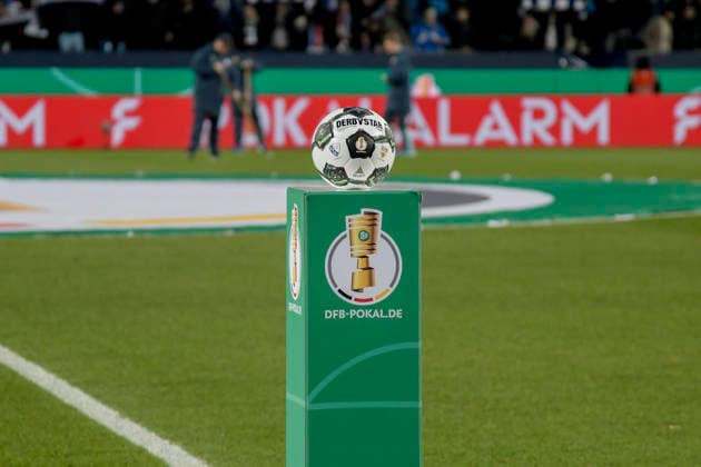 DFB-Pokal Feature Symbol Symbolfoto charakteristisch Detail 03.12.2025 Fussball VfL Bochum vs VfB Stuttgart, Vonovia Ruhrstadion, Bochum, DFB DFL REGULATIONS PROHIBIT ANY USE OF PHOTOGRAPHS AS IMAGE SEQUENCES AND OR QUASI-VIDEO