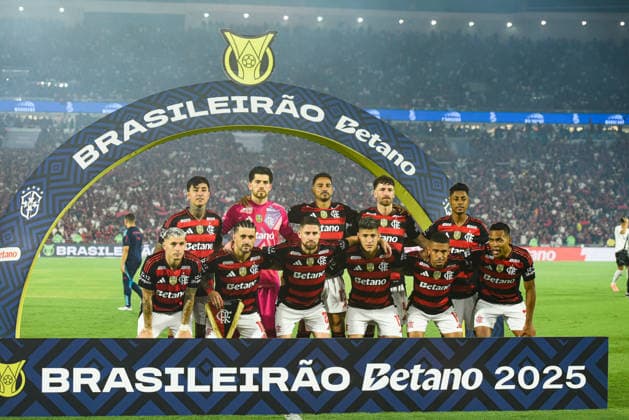Flamengo x Ceara RIO DE JANEIRO, RJ - 03.12.2025: FLAMENGO X CEARA - Flamengo faces Ceara this Wednesday, December 3rd, in the Brazilian Championship, a match valid for the 37th round. The teams will take the field at the Maracana stadium at 9:30 PM Brasilia time. (Photo: Carlos Santtos Fotoarena) x2852701x  CarlosxSanttos
