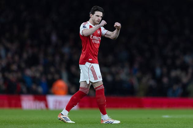 Arsenal v Brentford, Premier League, Football, The Emirates Stadium, London, UK - 03 Dec 2025 Declan Rice of Arsenal FC gees up the fans before kick off London The Emirates Stadium Highbury GBR, UK NEWSPAPERS OUT Copyright: xEllixBirchx