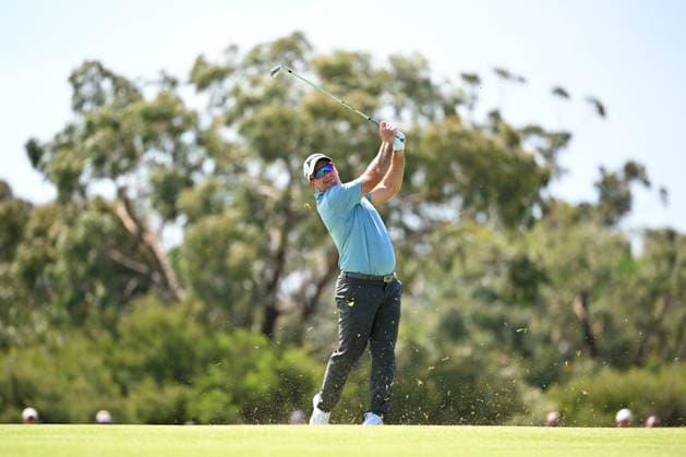 GOLF AUSTRALIAN OPEN, Ryan Fox of New Zealand plays a shot on the 10th hole in round one of the Australian Open Golf tournament at the Royal Melbourne Golf Club in Melbourne, Thursday, December 4, 2025. ( NO ARCHIVING, EDITORIAL USE ONLY MELBOURNE VICTORIA AUSTRALIA  Copyright: xJAMESxROSSx 20251204169707782523