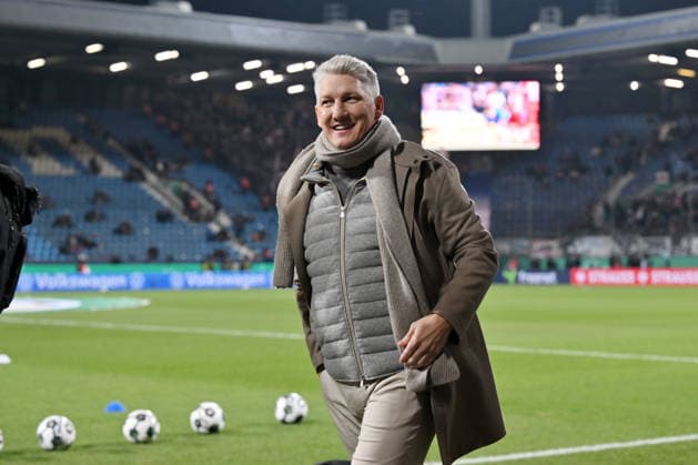 Bastian Schweinsteiger (ARD Sportschau Experte) 03.12.2025, Fussball DFB Pokal, Saison 2025 2026, Achtelfinale, VfL Bochum - VfB Stuttgart 0:2 DFB regulations prohibit any use of photographs as image sequences and or quasi-video Bochum Vonovia Ruhrstadion Nordrhein Westfalen Deutschland